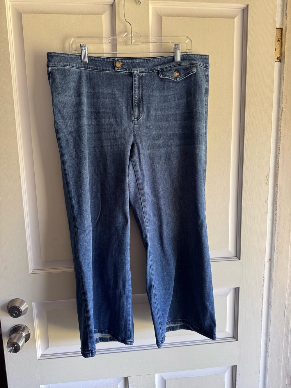 J. Jill Denim Blue Tab Waist Full Leg Crops Size 16 - Picture 7 of 10